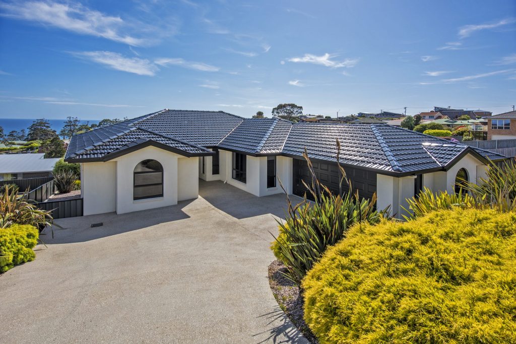 Ali Hargreaves property